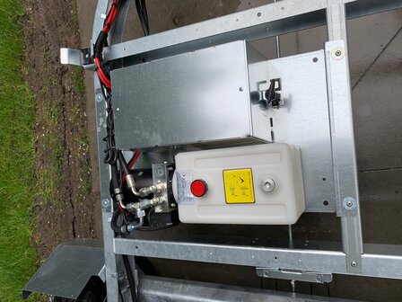 Dubbelas kipper aanhangwagen 314x175x30 cm MTM 3000Kg